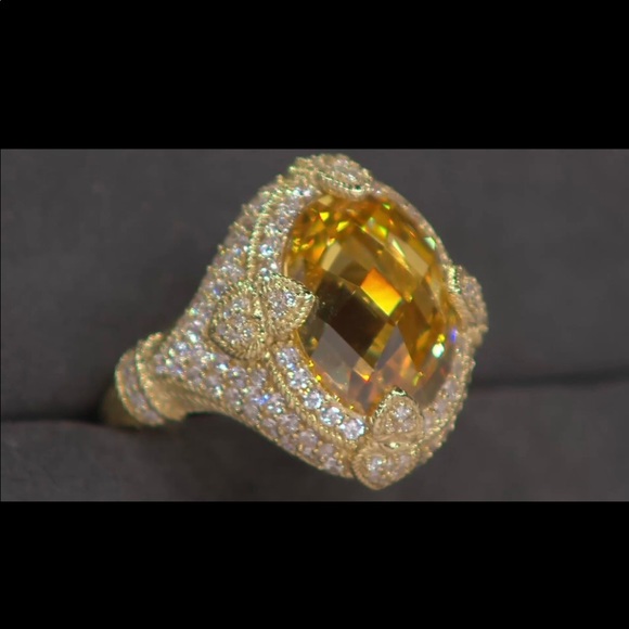 Judith Ripka Jewelry - Judith Ripka 14K Clad 9.50 ct Ring /Size 7